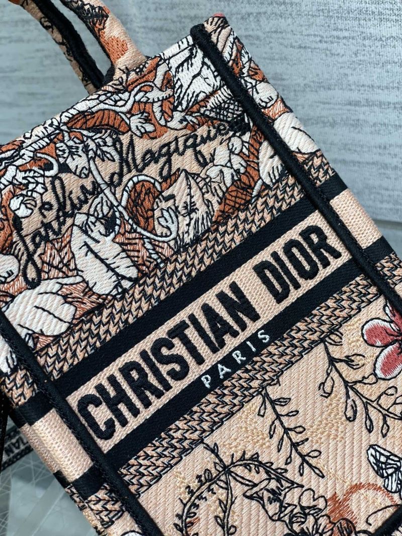 Christian Dior Shopping Bags